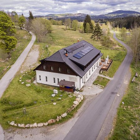 Dvur Liskovy Vrch Hotel Strazny Eksteriør billede