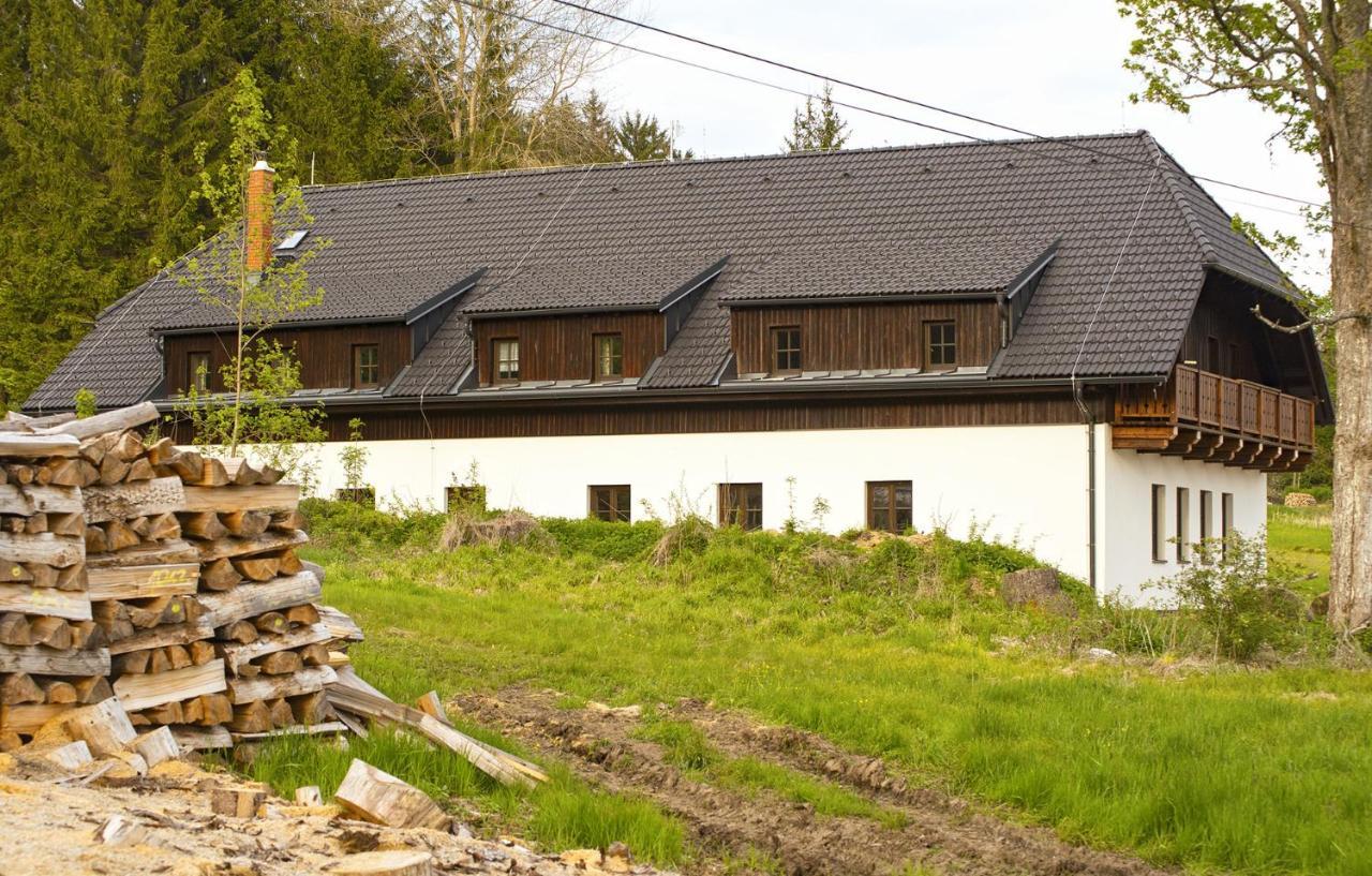 Dvur Liskovy Vrch Hotel Strazny Eksteriør billede
