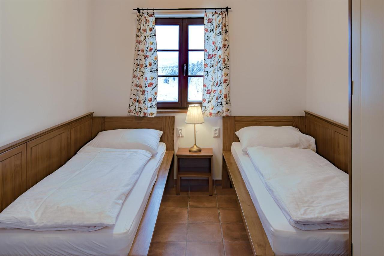 Dvur Liskovy Vrch Hotel Strazny Eksteriør billede